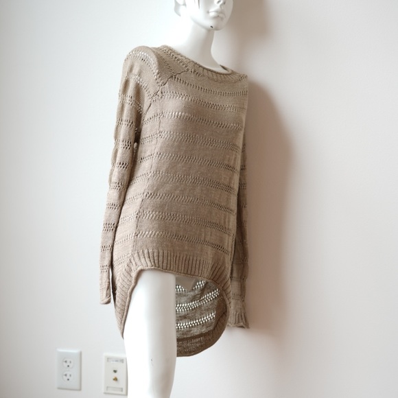 BCBG MaxAzria Knit Sweater Beige Size Medium - Picture 1 of 5